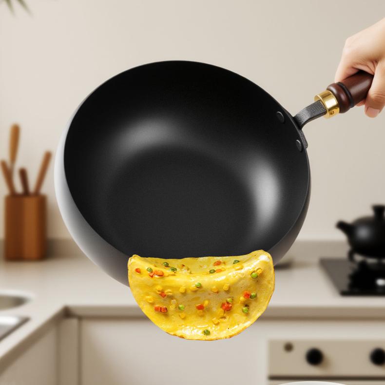 Hand-Forged Cast Iron Skillet | Lightweight & Non-Toxic Design for Healthy Cooking 7